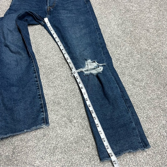 Levis Jeans Womens 28 Wedgie Straight Distressed Blue Button Fly High Rise Denim - Picture 2 of 9